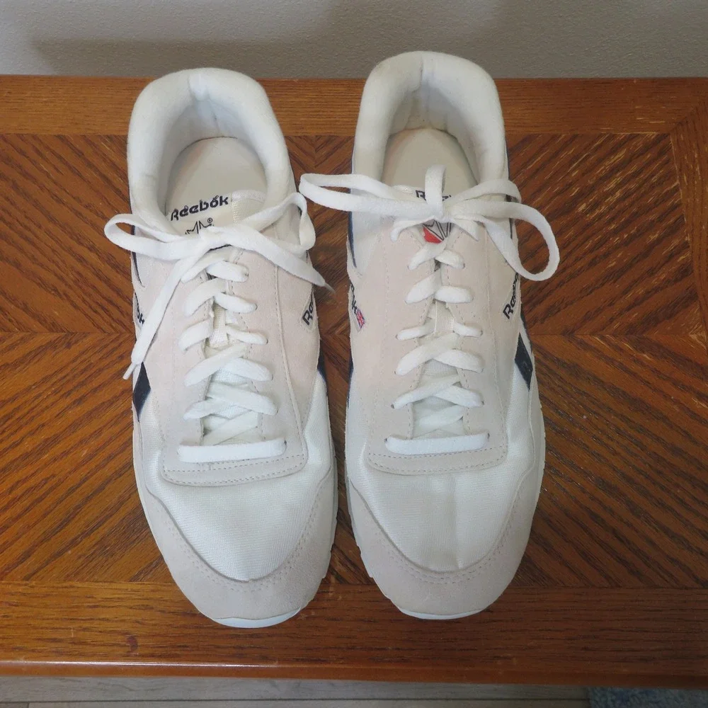 Reebok Classic Nylon Sneakers Mens 9.5 White Beige Navy Low Top NWOT